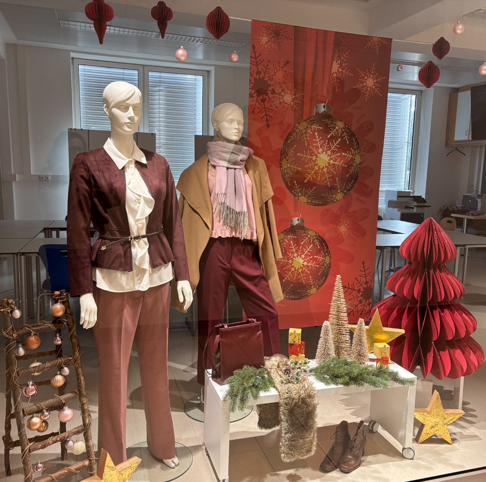Weihnachtliches Schaufenster Weihnachtliches Schaufenster