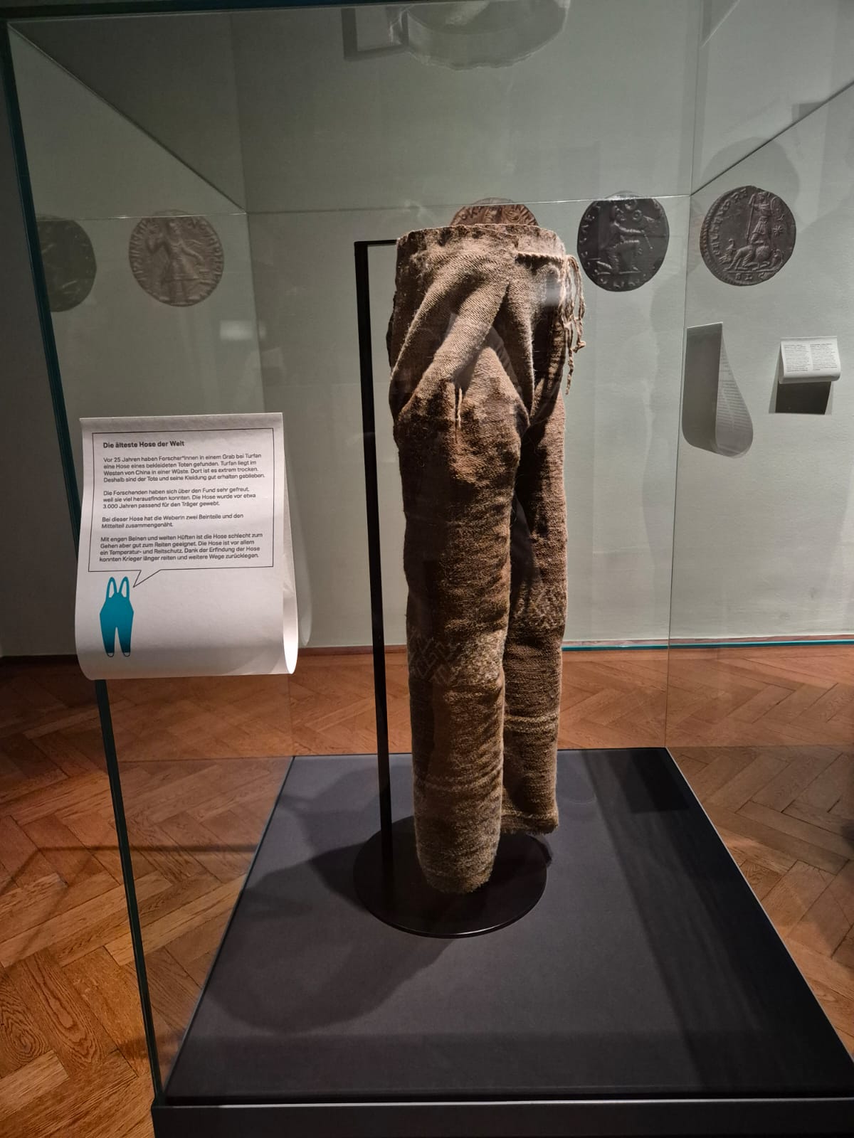 WhatsApp Image 2025-12-19 at 08.33.17 (2) WhatsApp Image 2025-12-19 at 08.33.17 (2)