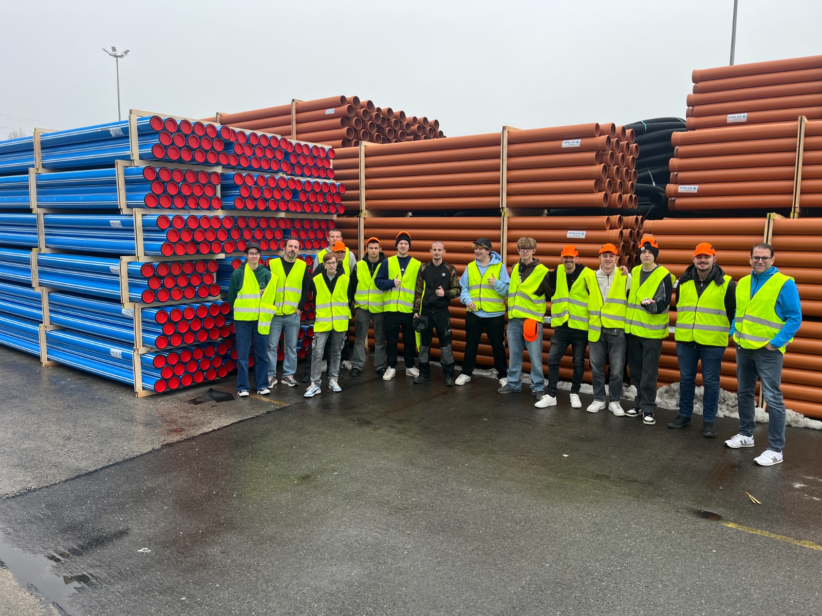 Exkursion zu Pipelife und TM